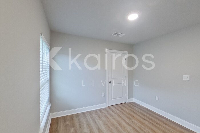 Building Photo - 22838 Monterey Ave