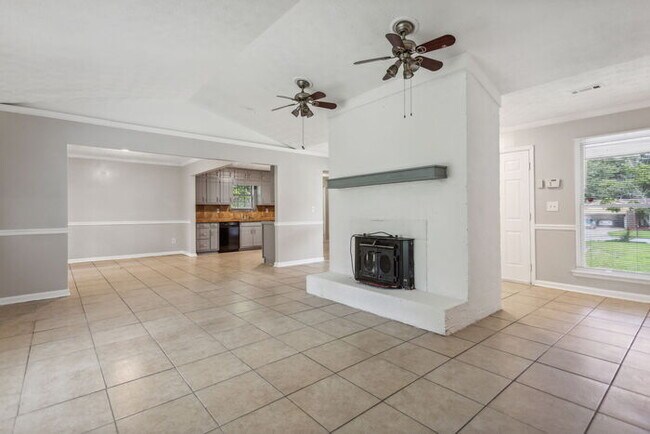 Building Photo - Exquisite Elegance at 2173 Martin Way: Unv...