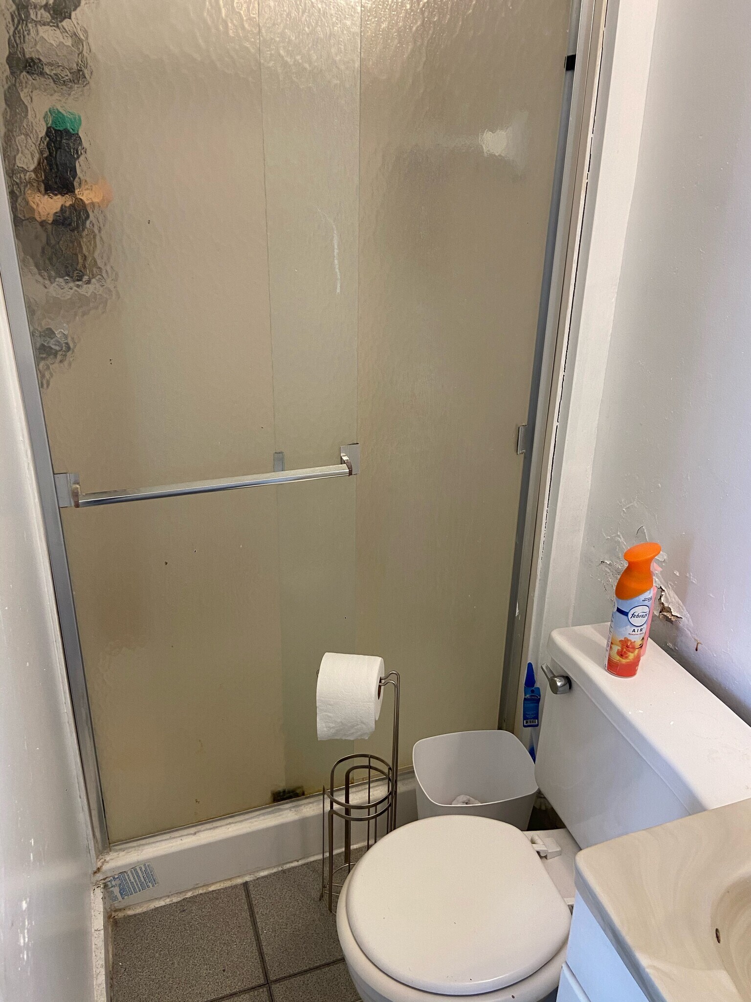 Building Photo - 256 Warner St