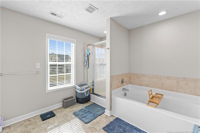 Building Photo - 316 Whitestone Dr