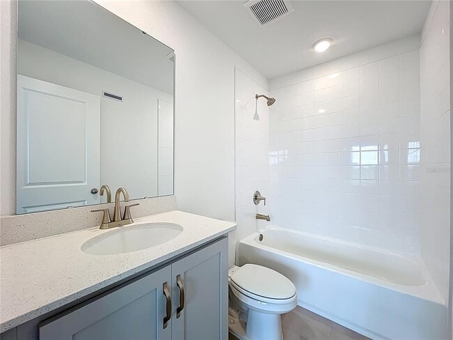 Building Photo - 15465 Hamlin Pk Dr