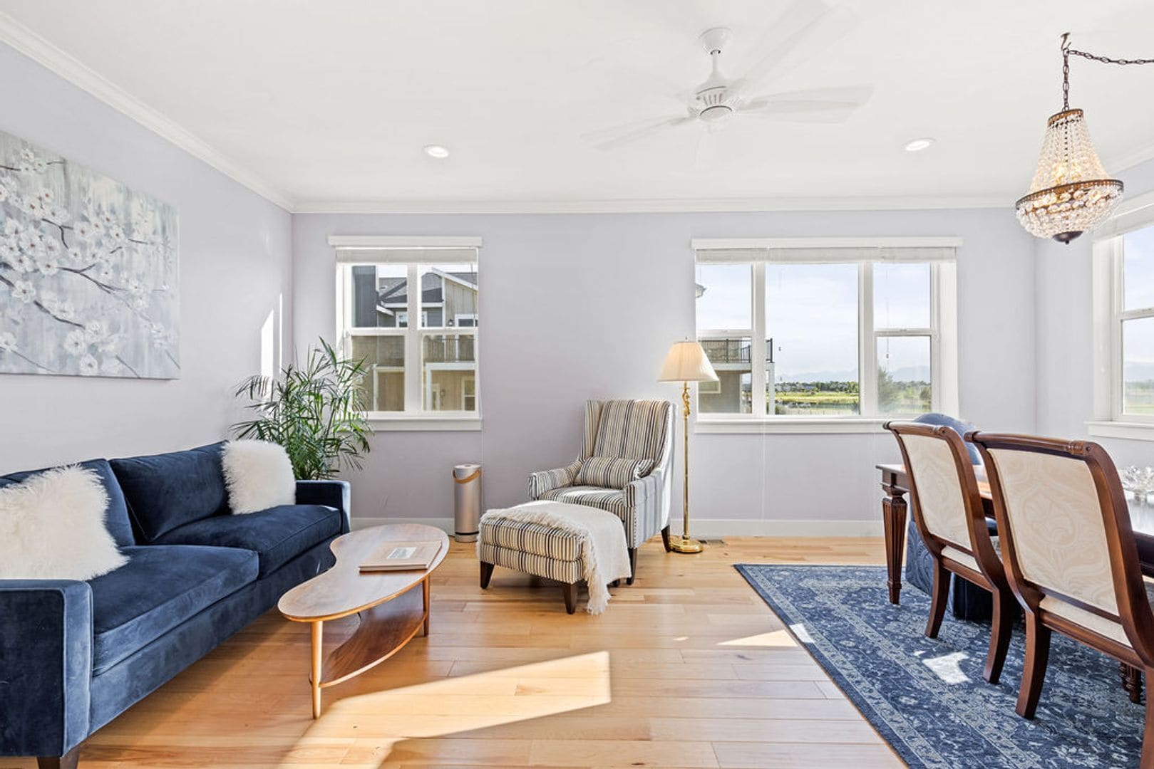 Building Photo - 799 Robert St