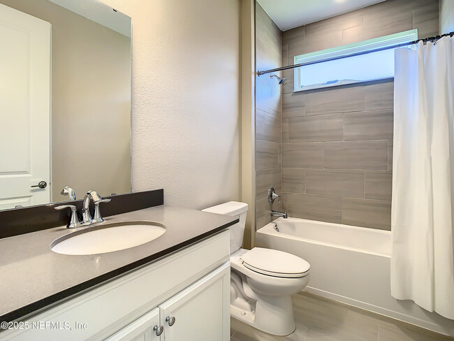 Building Photo - 380 Brybar Dr