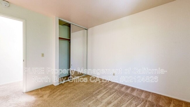 Building Photo - 108 Courtyards E