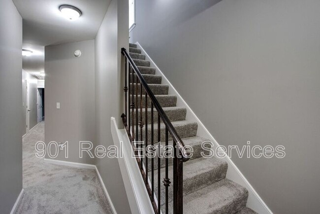 Building Photo - 1413 Island Town Dr