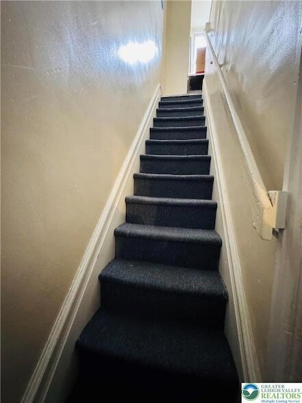 Building Photo - 1523 W Chew St