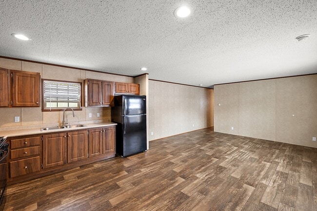 Building Photo - 3207 Wakefield Ln