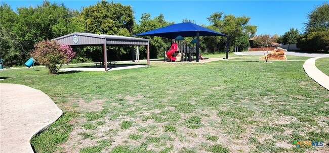 Building Photo - 2315 Bernice Cir