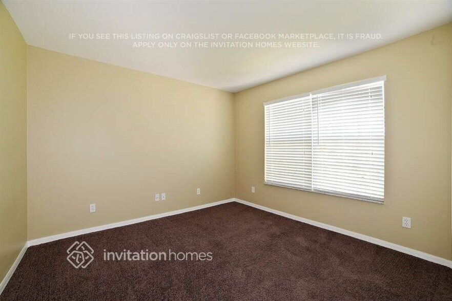 Building Photo - 3840 Stornoway Dr