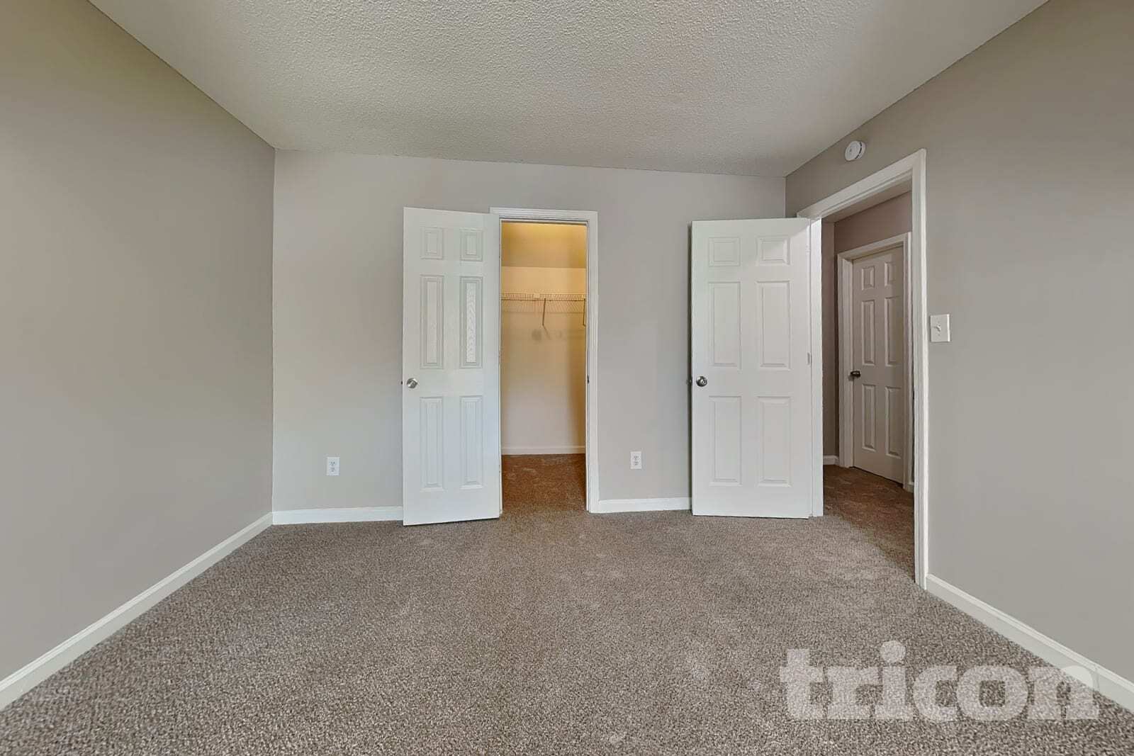 Building Photo - 5425 Brickleberry Way