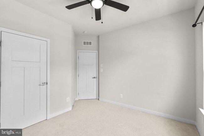 Building Photo - 10706 Larkswood St