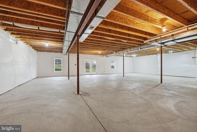 Building Photo - 42240 Hiddenwood Ln
