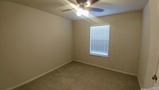 Building Photo - 146 Cindy Lou Dr