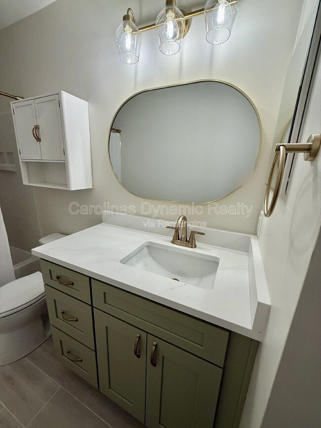 Building Photo - 8811 Roseton Ln