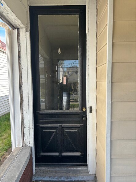 Building Photo - 163 Pope St