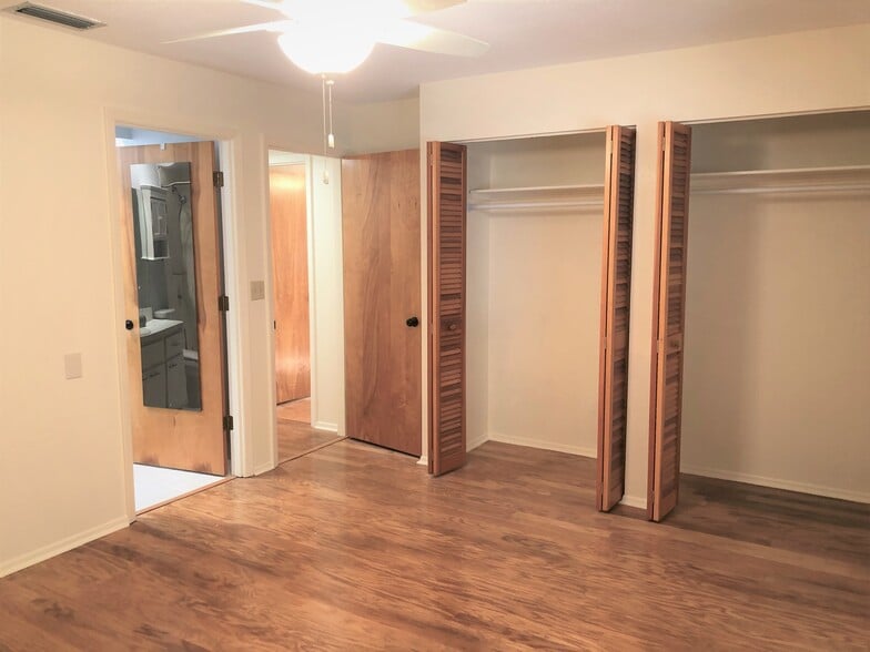 Building Photo - 2387 Datura St