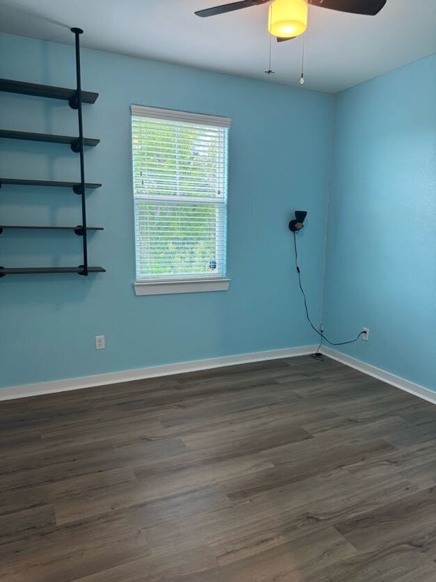 Building Photo - Welcome Home to Summit Crossing