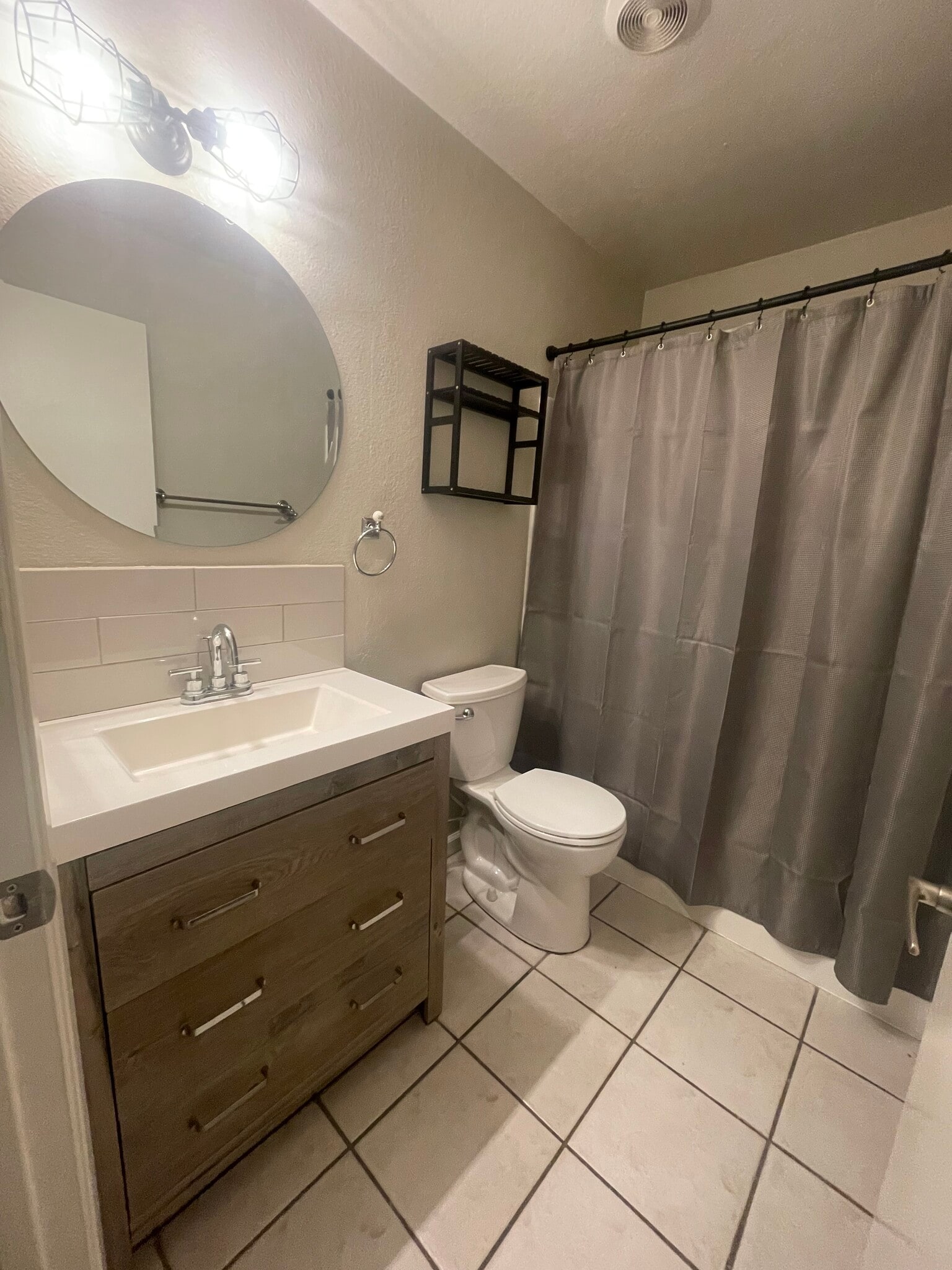 Building Photo - 27646 Nugget Dr