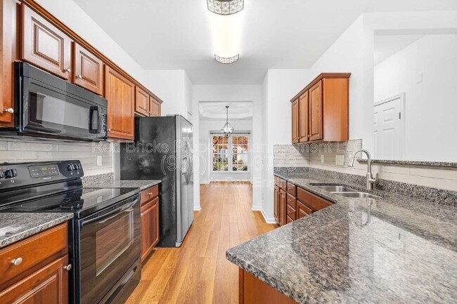 Building Photo - 117 Snead Rd