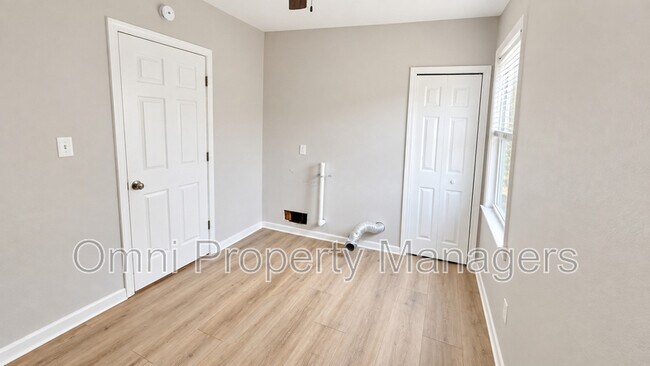 Building Photo - 8037 Chalmers Ave