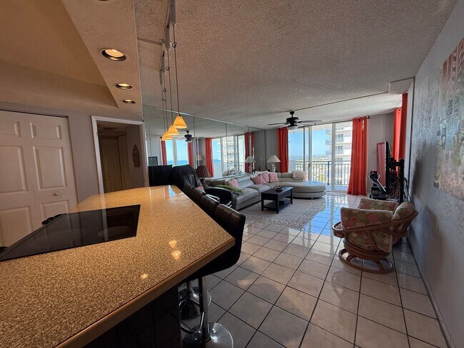 Building Photo - Fully Furnished 2-bedroom, 2-bath residence located in Oceans Five