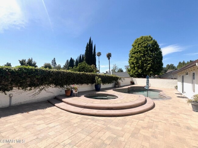 Building Photo - 3271 Rosehill Cir