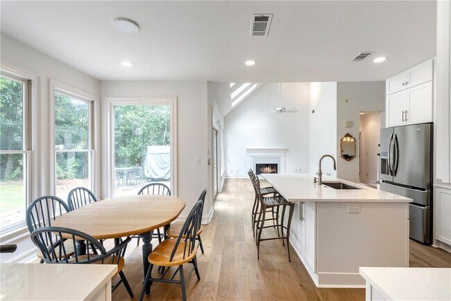 Building Photo - 4027 Stephens Mill Run NE