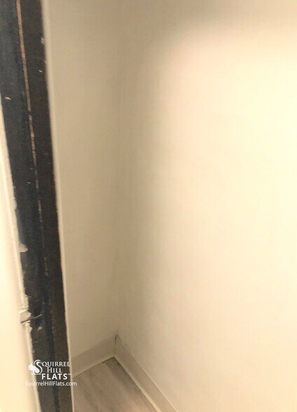 Building Photo - 5712 Phillips Ave