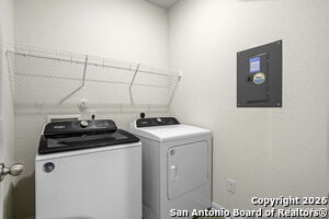 Building Photo - 12933 Lilly Pass