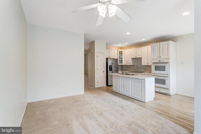 Building Photo - 14217 Hunters Run Way