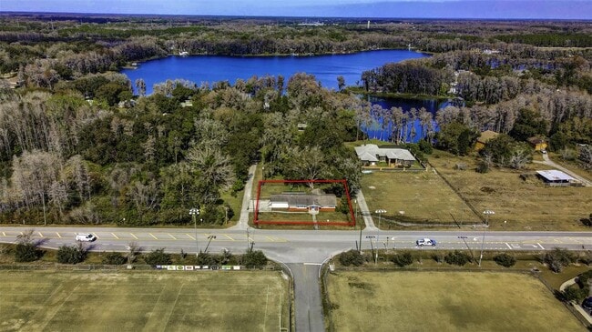 Building Photo - 521 W Lutz Lake Fern Rd