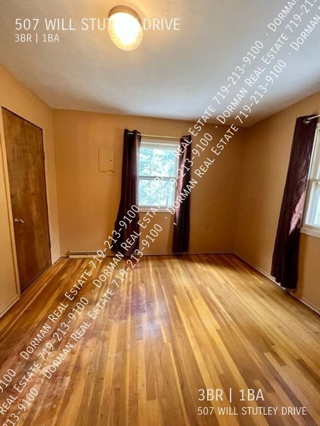 Building Photo - 507 Will Stutley Dr