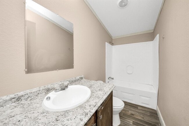 Building Photo - 524 Rd 5253
