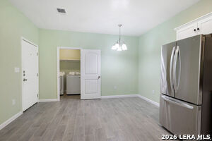 Building Photo - 419 San Manuel Ave