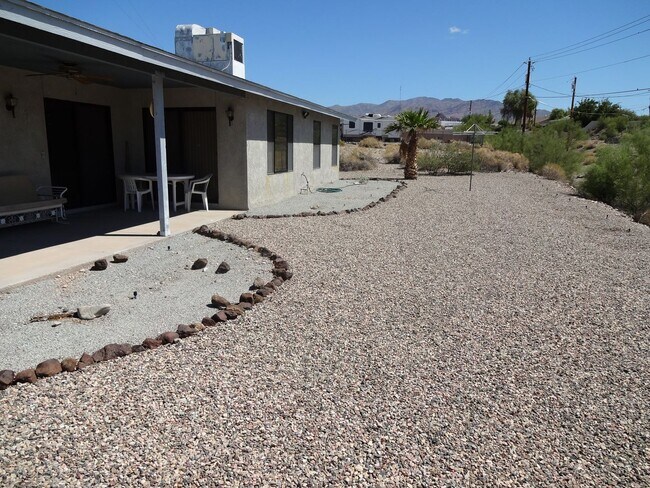 Building Photo - WInter Rental