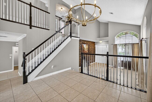 Building Photo - 1204 Oakwater Dr