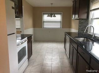 Building Photo - 3149 Frankton Dr