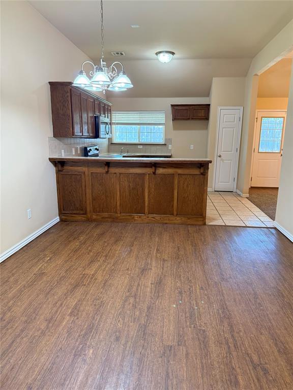 Building Photo - 1421 Teakwood Dr