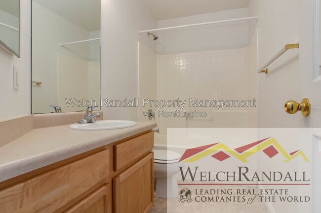 Building Photo - 167 Mountain Peak Dr