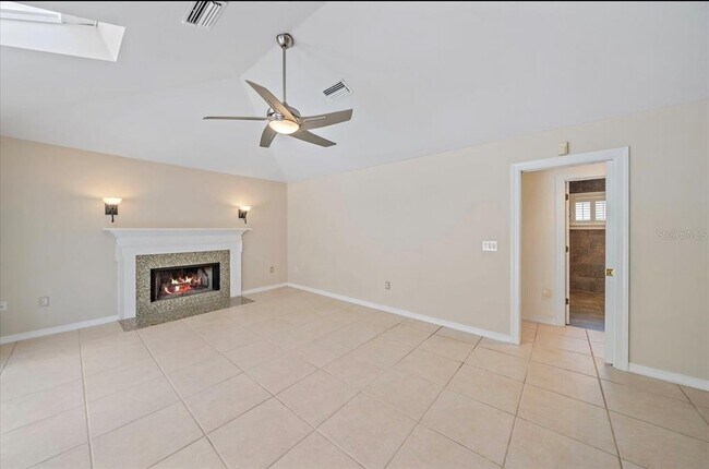 Building Photo - 4551 San Siro Dr