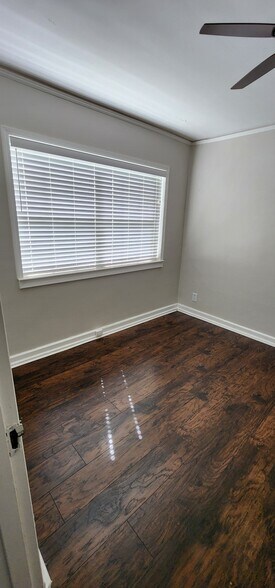 Bedroom - 415 Willow Ln