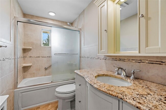 Building Photo - 551 Fire Island Ave