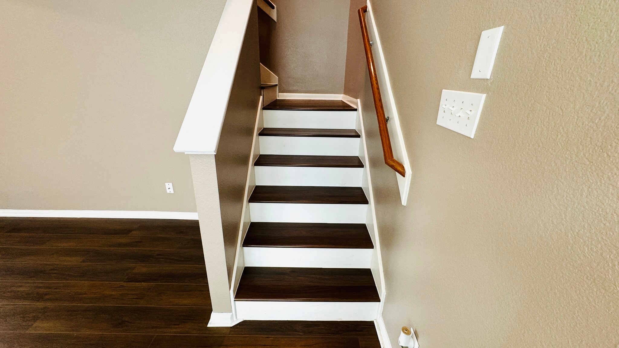 Staircase to Upstairs - 8126 Montague Manor Ln