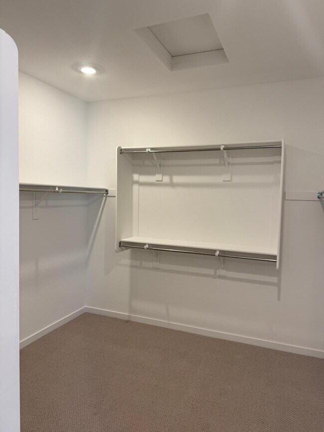 Building Photo - 17816 W Coolidge St