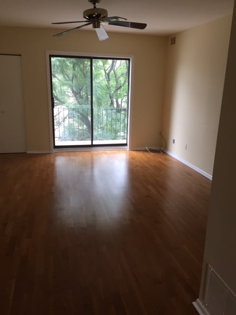 Building Photo - 5405 Chateau Dr