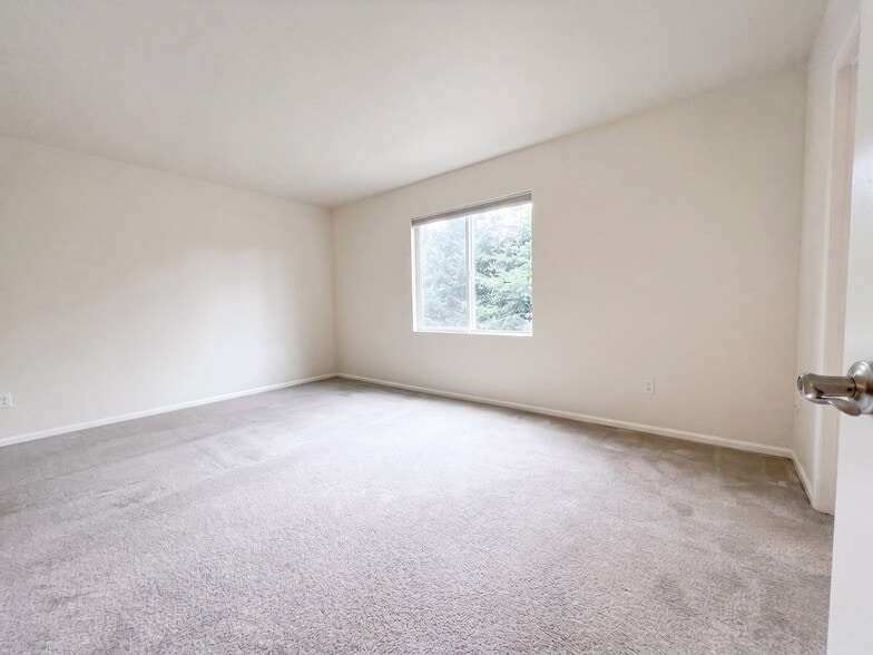 Building Photo - 24127 134th Ct SE