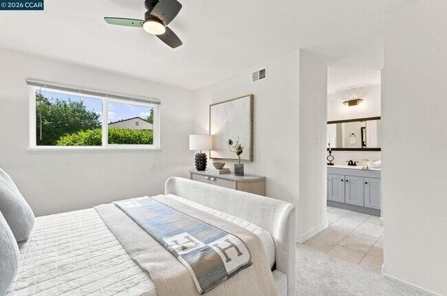 Building Photo - 4620 Regina Ln