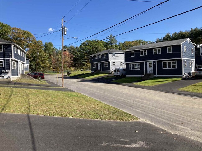 Building Photo - 445 Kennard Rd