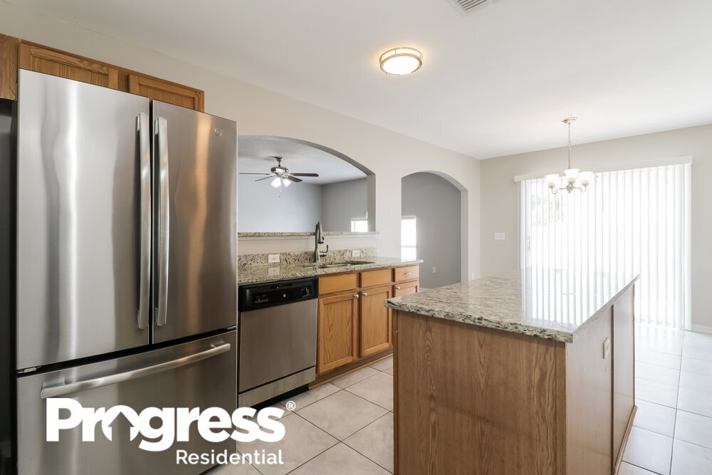 Building Photo - 30249 Birdhouse Dr