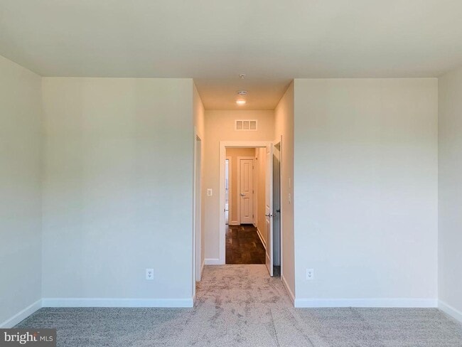 Building Photo - 12884 Sunrise Ridge Aly